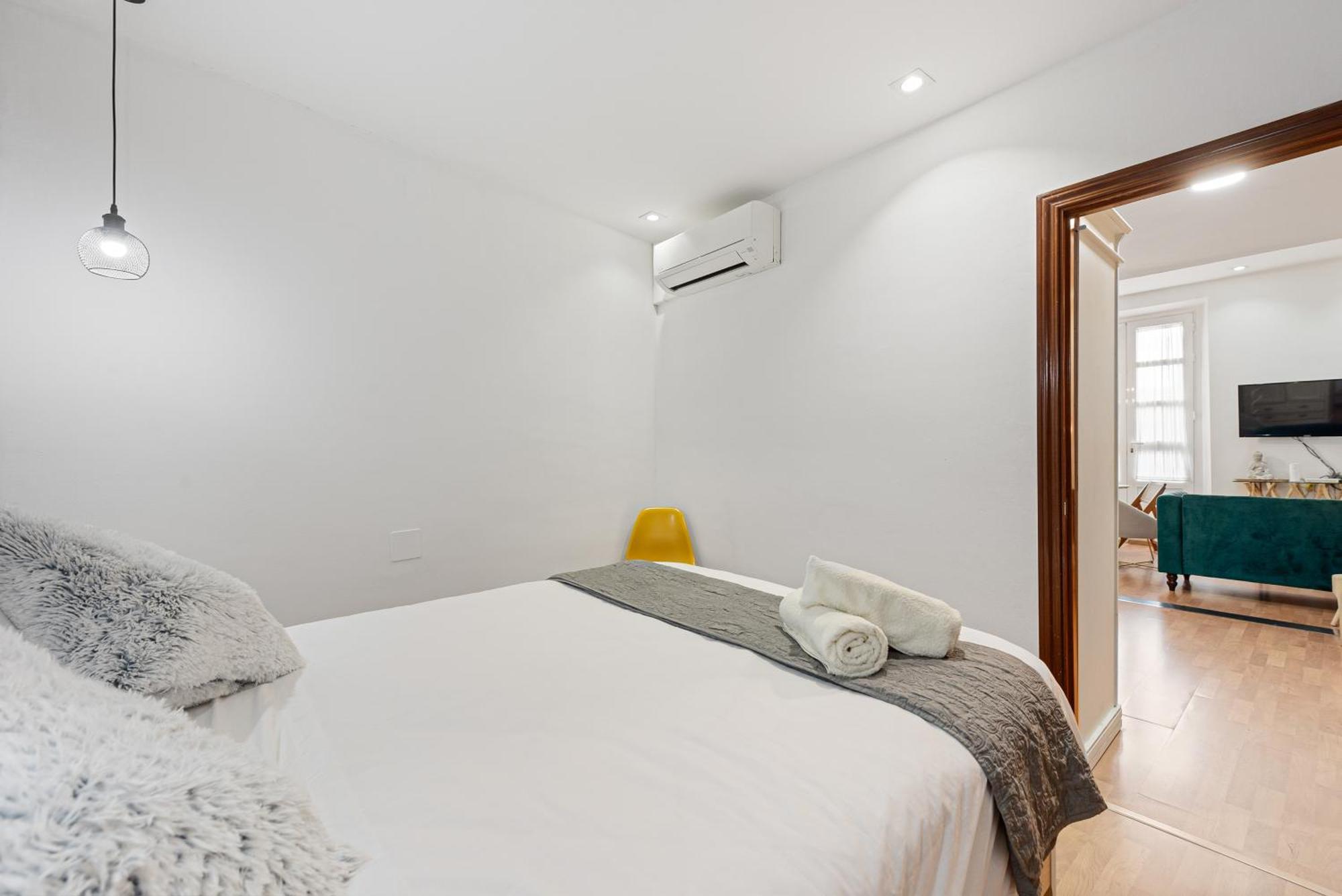 Urbanchicmalaga 2Bedroom Oasis In Historic Malaga Centre Exteriér fotografie