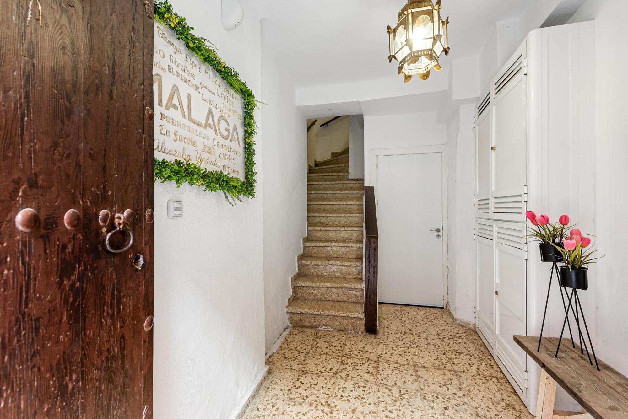 Urbanchicmalaga 2Bedroom Oasis In Historic Malaga Centre Exteriér fotografie